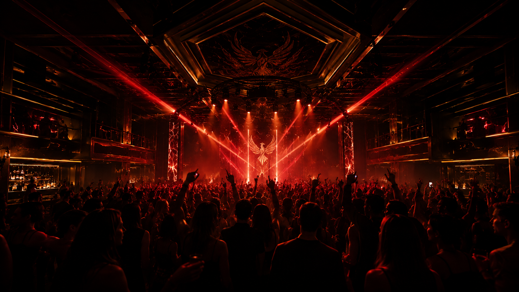 Salle du Phoenix avec lasers rouges, foule et scène